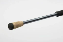 Okuma Azaki Spin 962ML 286cm 7-28g Med DynaDrag Baítfeeder DAXP 3000 Samt Påspolad Flätlina -Abu Garcias Boutique 137268NO 3