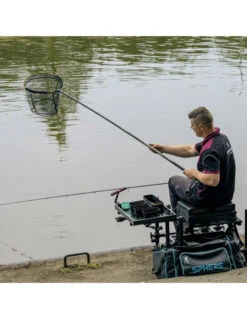 Browning Black Magic CFX Net Handle 3m 3sec -Abu Garcias Boutique 7181300 3